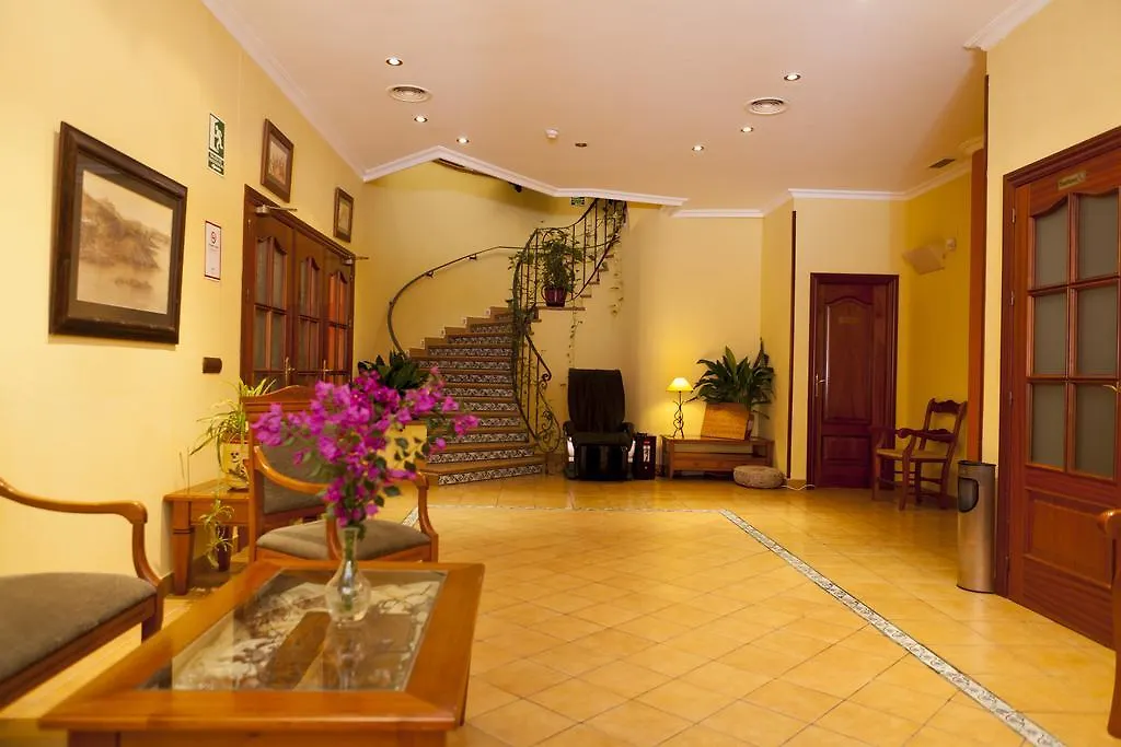Hotel Paraje La Lambra